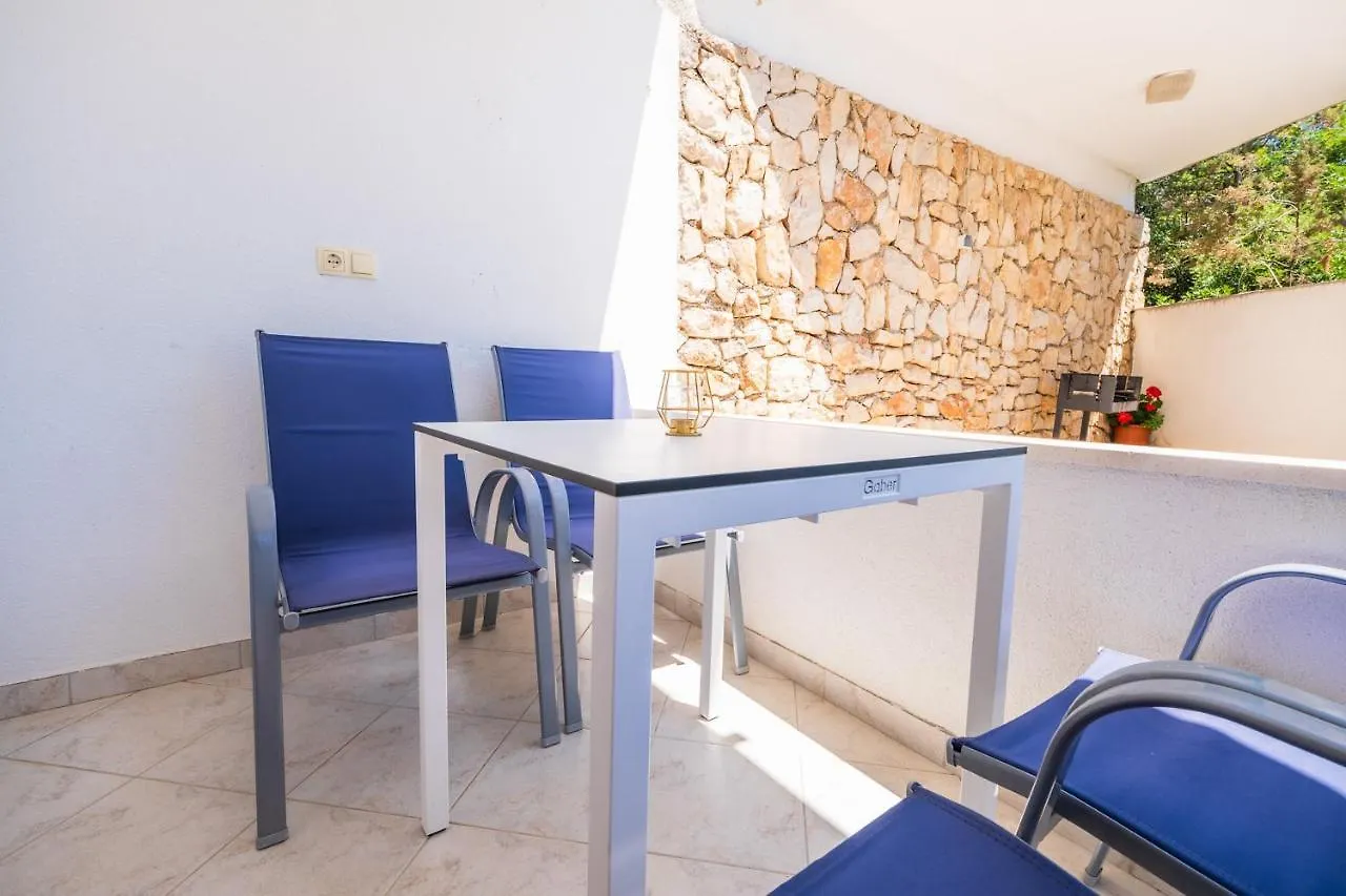 Villa Mirjana Trogir 0*,  Croatie